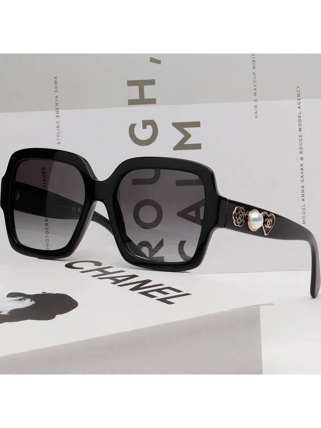 Eyewear Heart Pearl Camellia Sunglasses Black - CHANEL - BALAAN 3