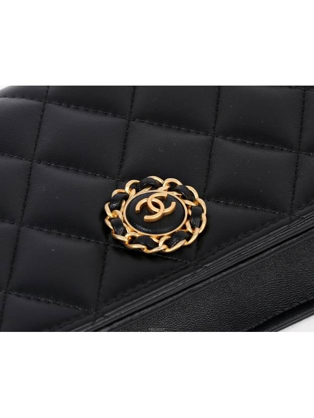 women clutch bag - CHANEL - BALAAN 5