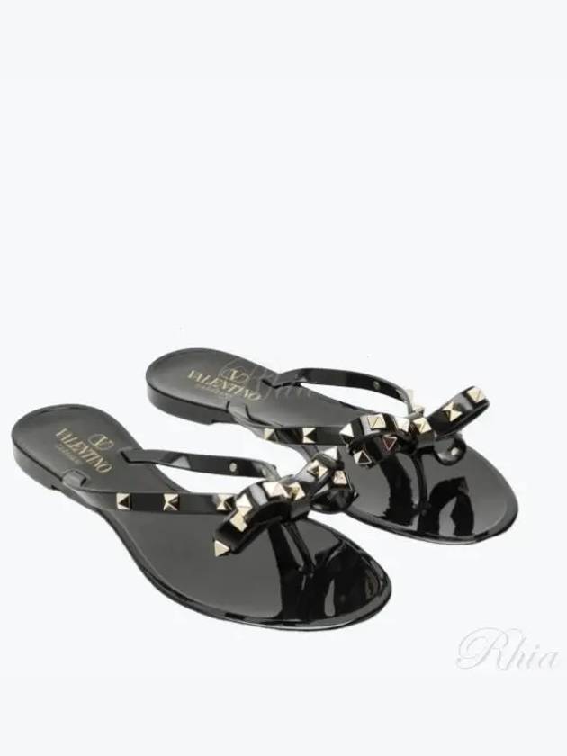 Rockstud Thong Flip Flops Black 4W2S0552PVS 1XVTN5SH302 - VALENTINO - BALAAN 1