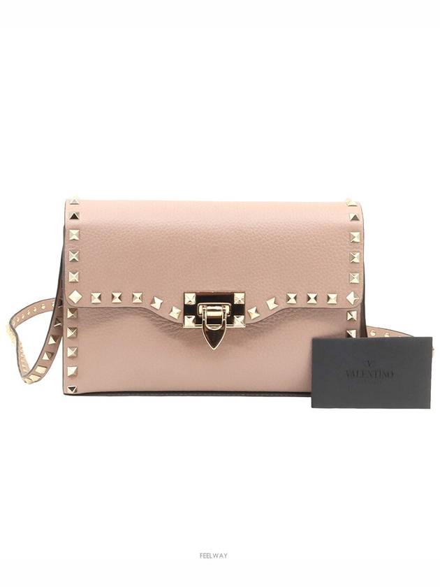 Pink Beige Calfskin Gold Rockstud Clutch Cross Bag QW2B0181VSH - VALENTINO - BALAAN 2