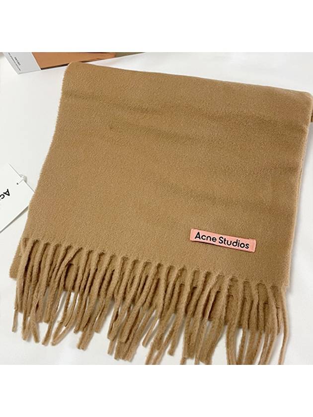 Studios Slim Wool Fringe Muffler Dark Camel - ACNE STUDIOS - BALAAN.