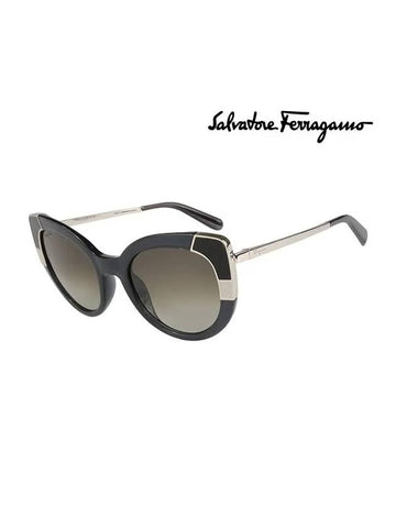 Eyewear Logo Cat Eye Sunglasses Crystal Grey - SALVATORE FERRAGAMO - BALAAN 1