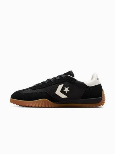 Run Star Trainer Low Top Sneakers Black - CONVERSE - BALAAN 1