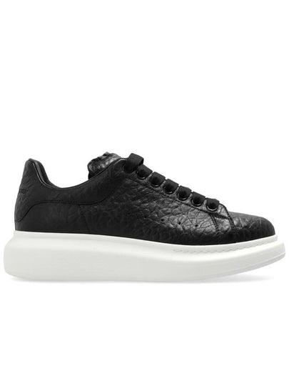 Oversized Lace-Up Low-Top Sneakers Black - ALEXANDER MCQUEEN - BALAAN 2