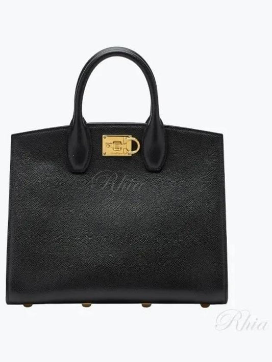 Medium Studio Box Tote Bag Black - SALVATORE FERRAGAMO - BALAAN 2