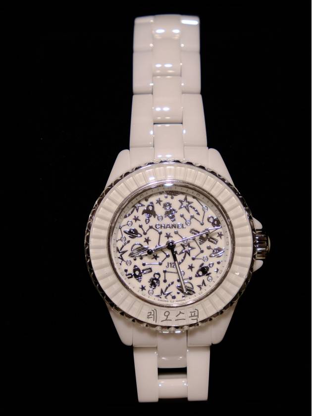 LIMITED EDITION J12 Cosmic Women's Watch Fine Watch Diamond H7990 - CHANEL - BALAAN 3