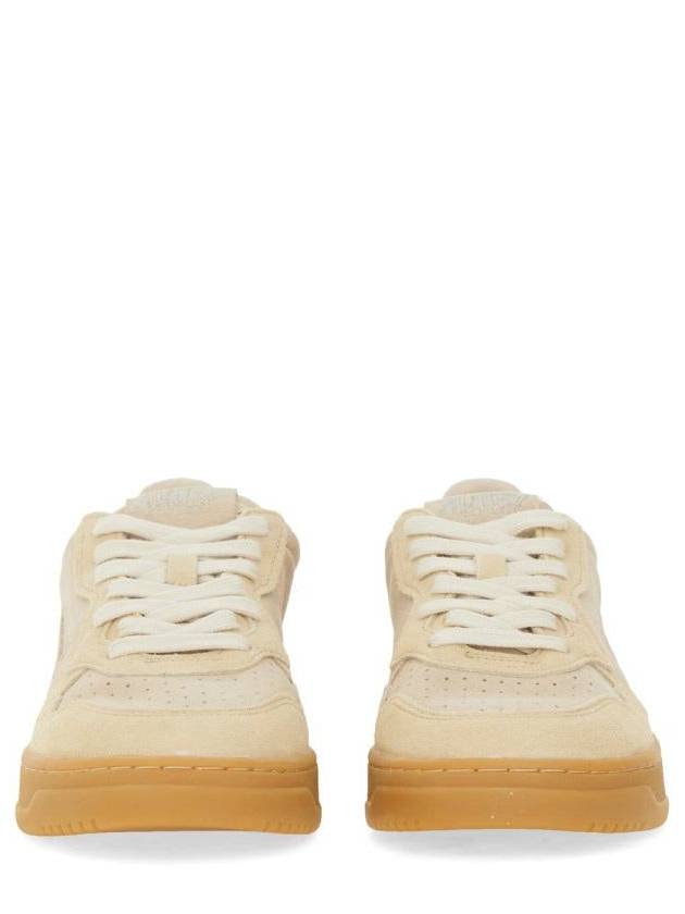 Autry "Medalist Low" Sneaker - AUTRY - BALAAN 4