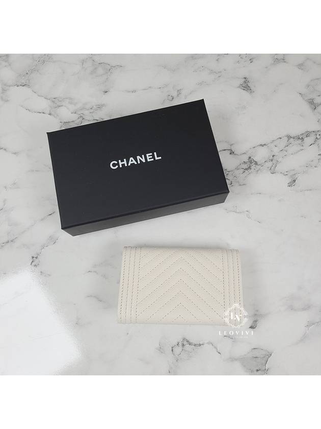 Boy Flap Card Wallet White - CHANEL - BALAAN.