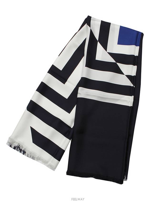 women muffler - CHANEL - BALAAN 5