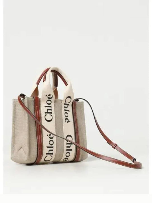 IDomestic ShippingI CHC22AS397I26 90U Woody Small Tote Bag kr 231400 - CHLOE - BALAAN 1