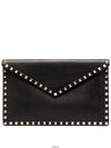 Women's Rockstud Envelope Clutch Bag Black - VALENTINO - BALAAN 3