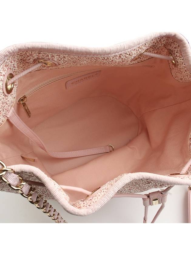 Pink Deauville Bucket Shoulder Bag No 26 - CHANEL - BALAAN 5