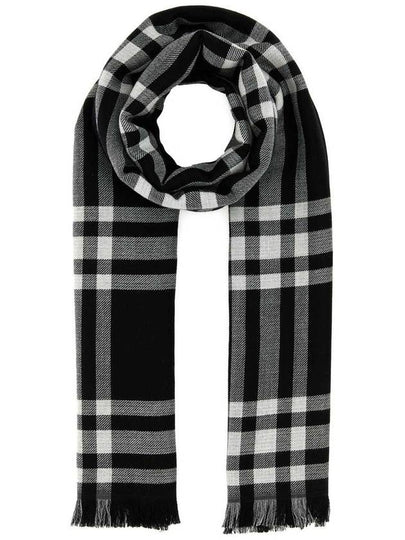 Reversible Check Pattern Scarf 8083801 - BURBERRY - BALAAN 2