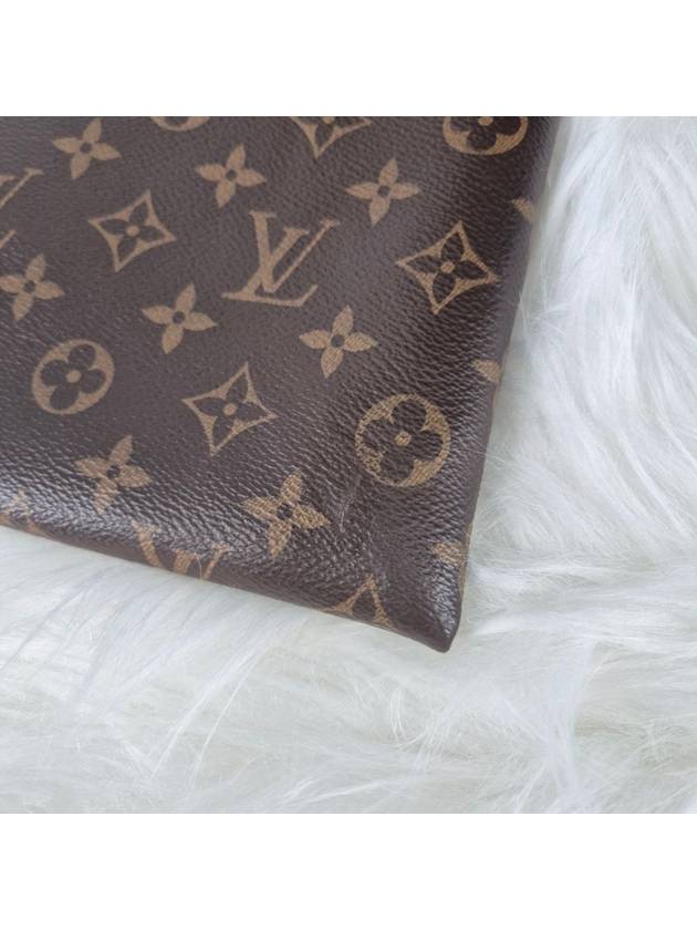 Discovery Monogram Apollo Clutch Bag - LOUIS VUITTON - BALAAN 10