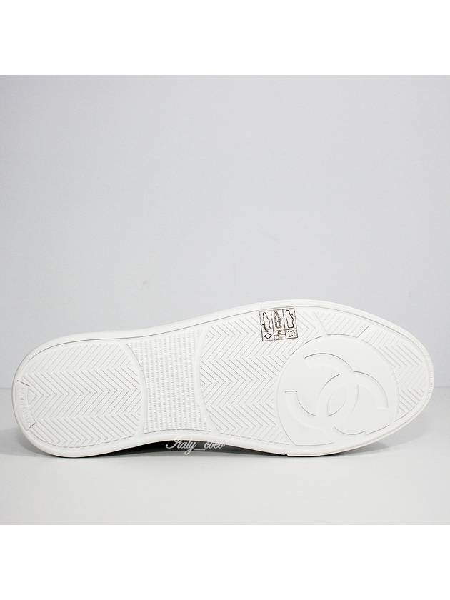 Sneakers Calfskin White - CHANEL - BALAAN 10