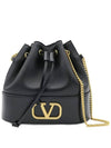 V Logo Chain Bucket Bag Black - VALENTINO - BALAAN 2