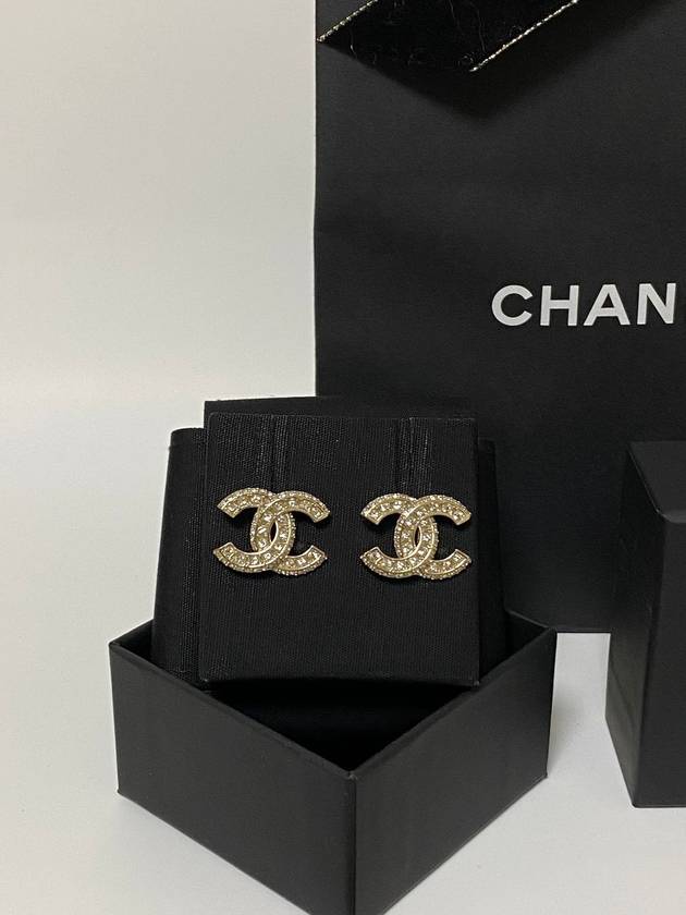 Metal Earrings Diamantes & Gold Crystal - CHANEL - BALAAN 3