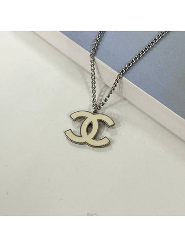 women necklace - CHANEL - BALAAN 1