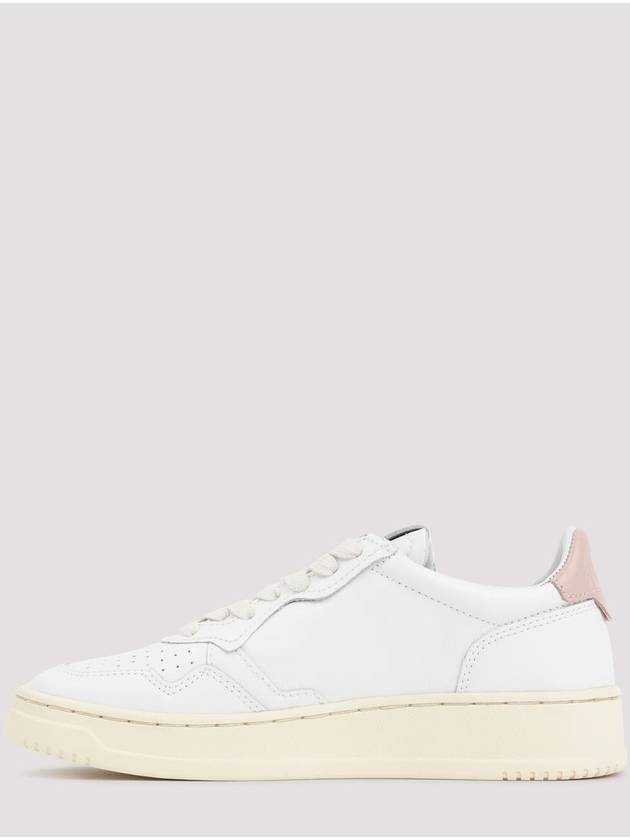 Medalist Pink Tab Leather Low Top Sneakers White - AUTRY - BALAAN 3