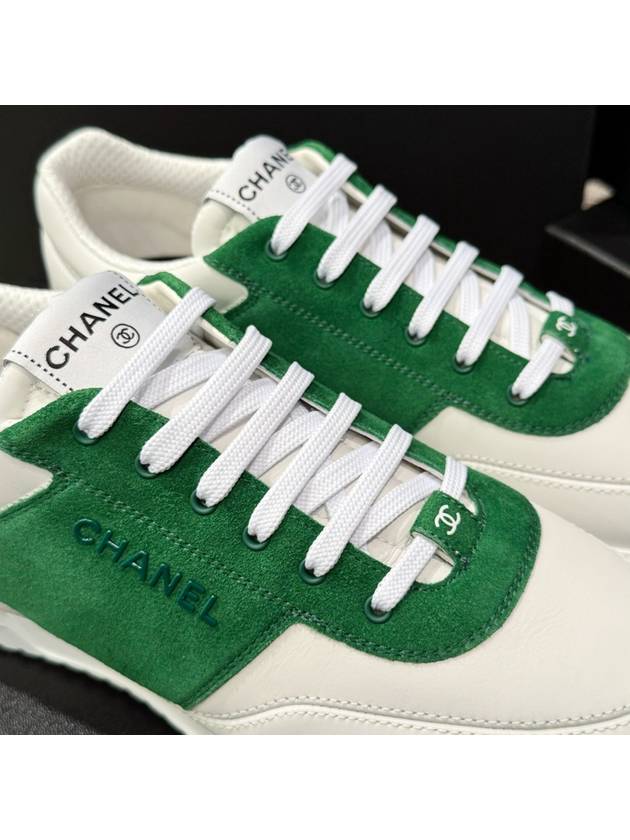 Men's Sneakers Suede Calfskin White Green - CHANEL - BALAAN 6