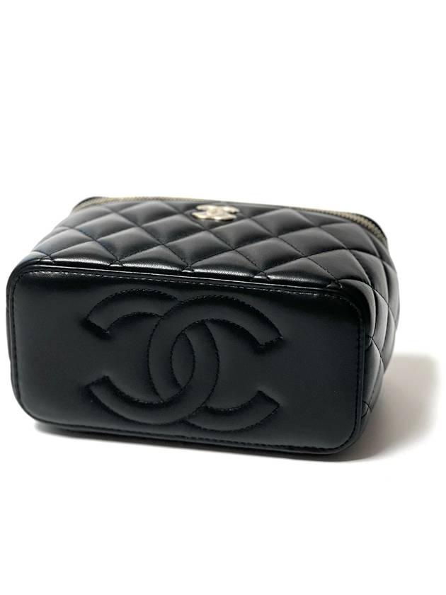 2024 Classic Top Handle Rectangular Vanity Bag Black AP2199 WOC - CHANEL - BALAAN 3