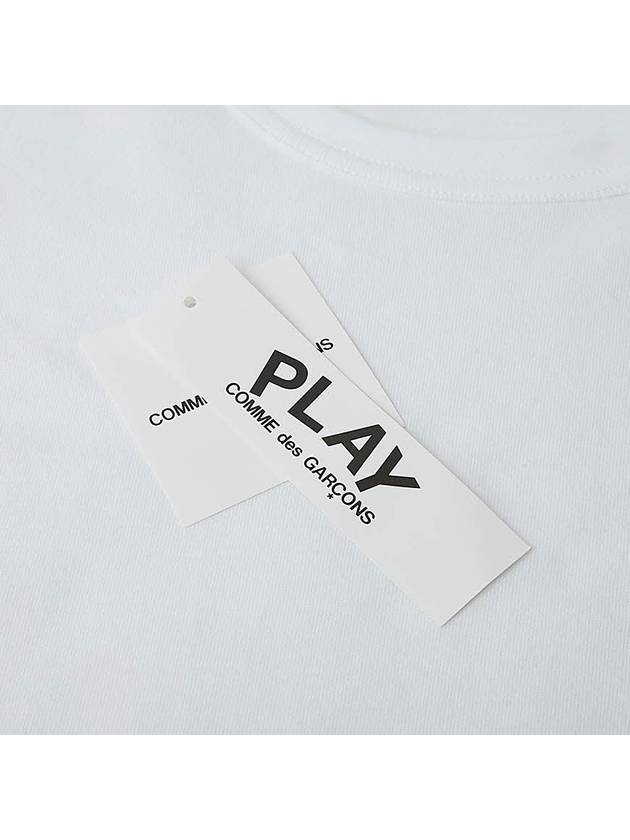 Play Red Heart Waffen Short Sleeve T-Shirt White P1 T108 2 - COMME DES GARCONS - BALAAN 9