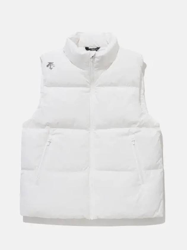 Seunghyeop Lee wearing Essential Puffer Down Vest White SP323UDV91 - DESCENTE - BALAAN 1