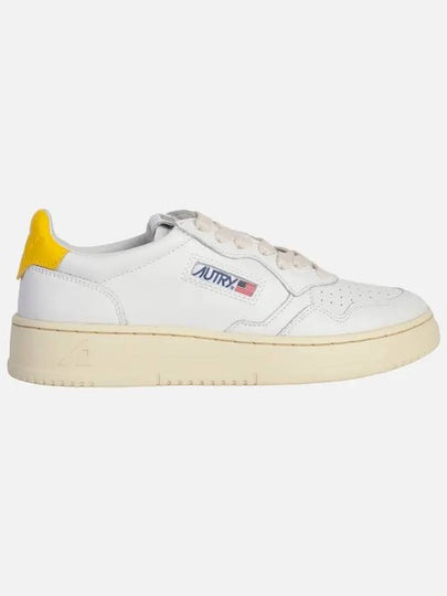 WoMen's Medalist Leather Low Top Sneakers White Yellow - AUTRY - BALAAN 2