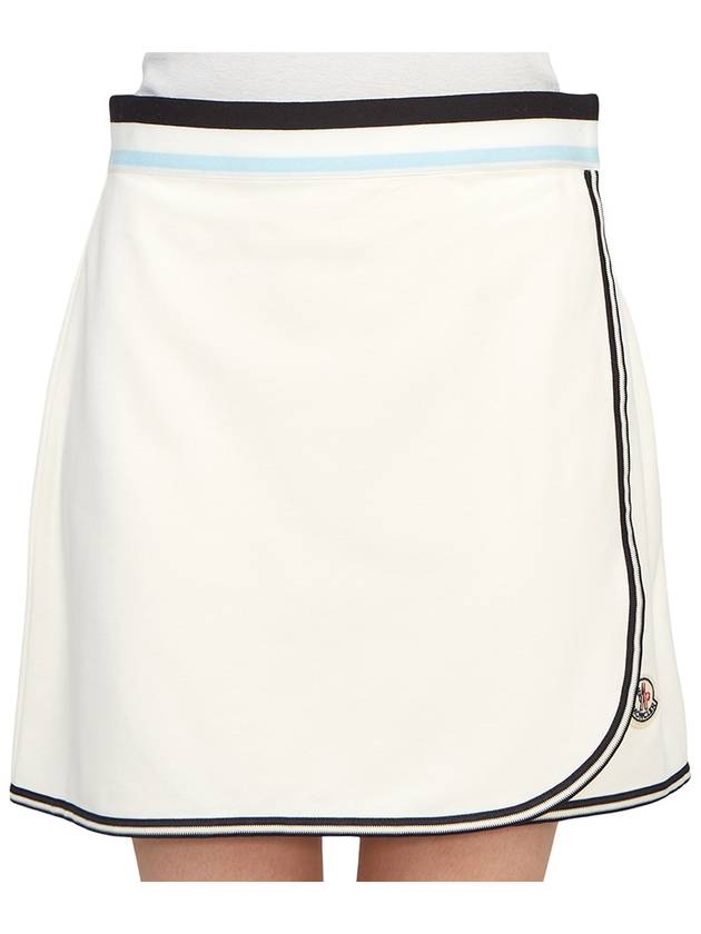 Logo Patch Wrap A-Line Skirt White - MONCLER - BALAAN 6