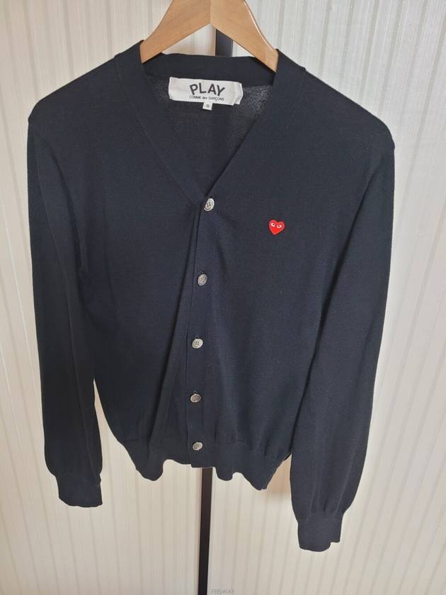 S Black Red Small Wappen Men Cardigan AZ N054 - COMME DES GARCONS - BALAAN 5