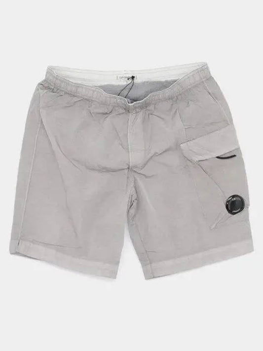 CP Company Lens Wappen Chrome R Nylon Shorts Men s 16CMBW197A 00 1050821 - CP COMPANY - BALAAN 1