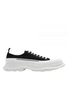 Tread Slick Platform Low Top Sneakers Black White - ALEXANDER MCQUEEN - BALAAN 2