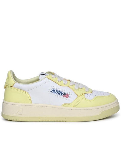 Women's Medalist Bi-Color Low-Top Sneakers Yellow - AUTRY - BALAAN 2