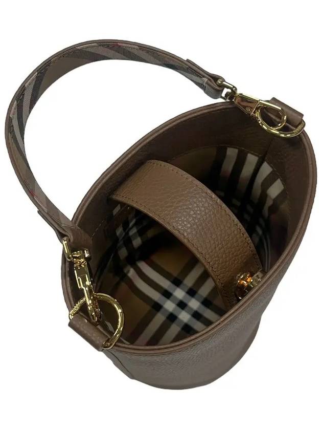 LL Small Bucket Bag Brown - BURBERRY - BALAAN 6