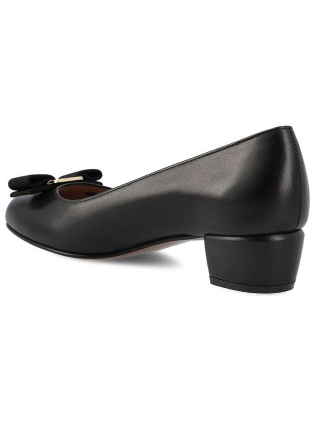 Women's Vara Pumps Black - SALVATORE FERRAGAMO - BALAAN 4