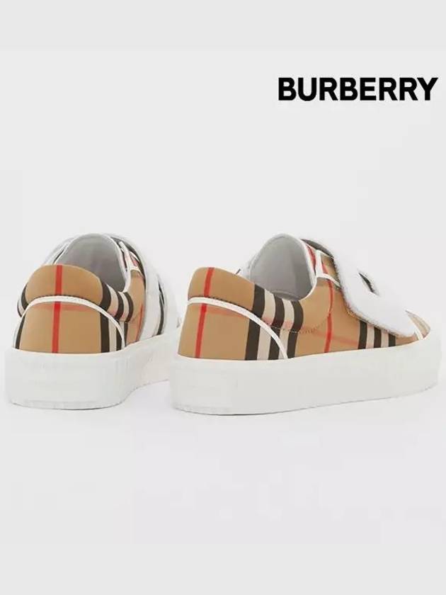 Vintage Check Low Junior Low Top Sneakers - BURBERRY - BALAAN 4