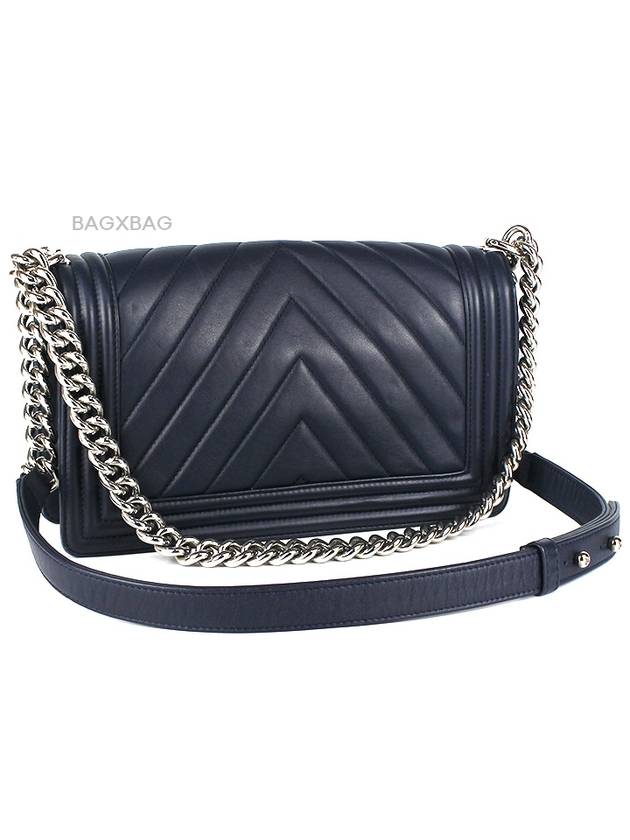 CH Chevron Boy Bag Medium Navy Silver CH41BG198 - CHANEL - BALAAN 3