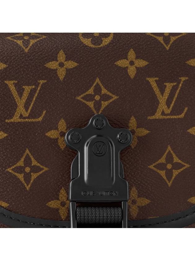 Quest Messenger Bag Brown - LOUIS VUITTON - BALAAN 6