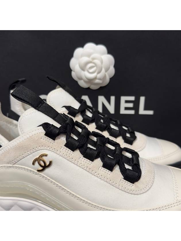 Mixed Fibers Velvet Calfskin Low Top Sneakers Ivory - CHANEL - BALAAN 8