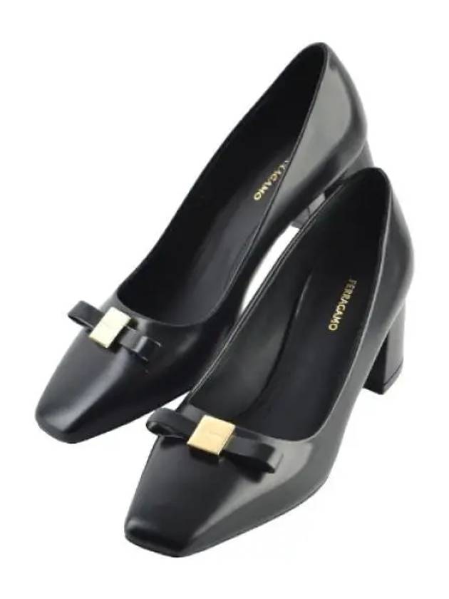 Ferragamo Vara Bow Pumps Women Heel Shoes - SALVATORE FERRAGAMO - BALAAN 1