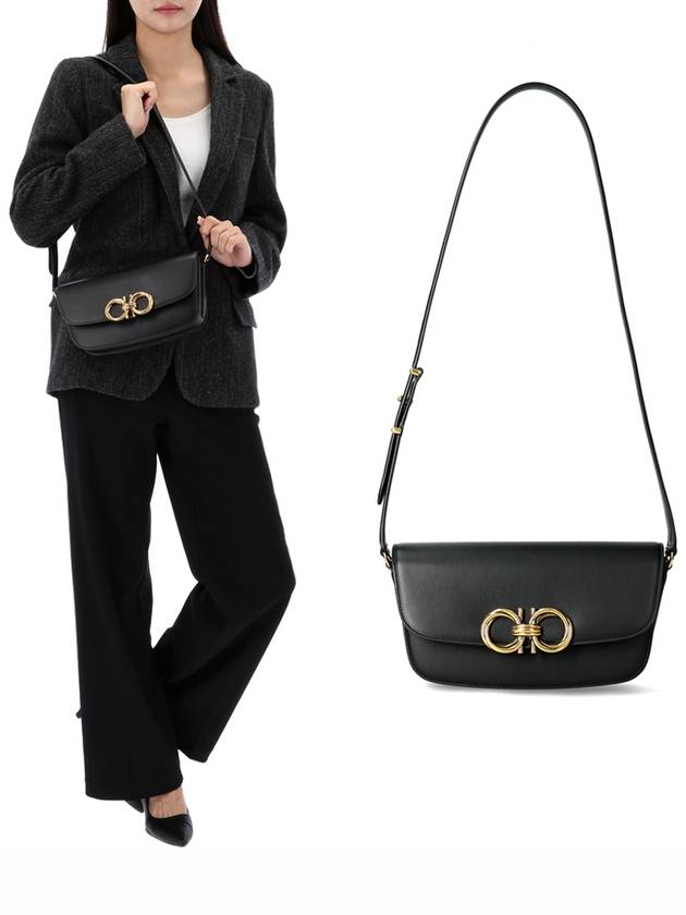 Trapezio Cross Bag Black - SALVATORE FERRAGAMO - BALAAN 2