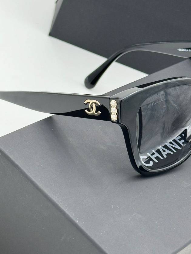 CC logo sunglasses triple pearl Asian fit black gold A71494 - CHANEL - BALAAN 4