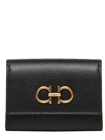 Gancini Plaque Trifold Half-Wallet Black - SALVATORE FERRAGAMO - BALAAN 1