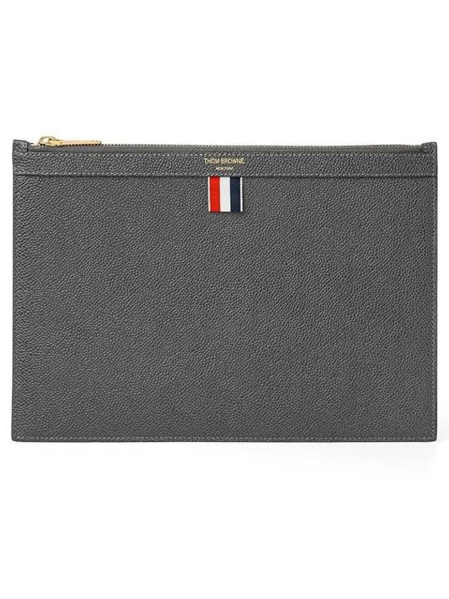 Pebble Grain Three Stripes Zipper Small Clutch Bag Dark Grey - THOM BROWNE - BALAAN 2