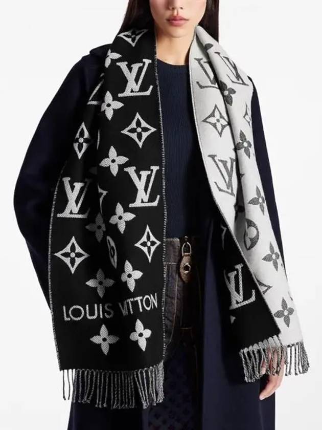 LV Essential Scarf Black - LOUIS VUITTON - BALAAN 3