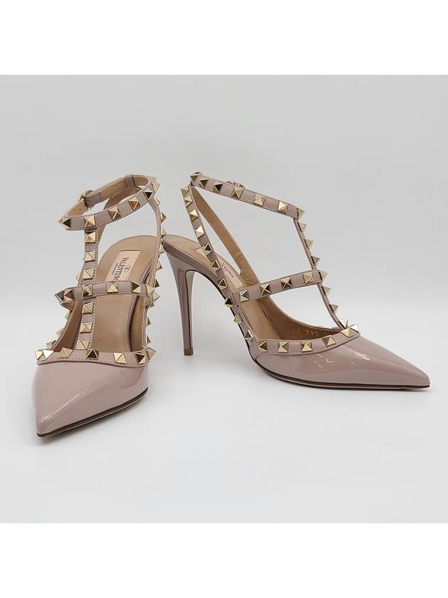 Rockstud Strap Pumps Heel Beige - VALENTINO - BALAAN.