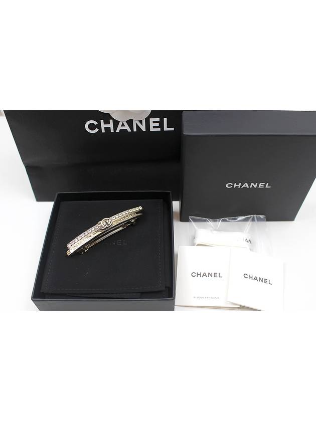 Logo Hairpin Hair Clip AB9113 - CHANEL - BALAAN 5