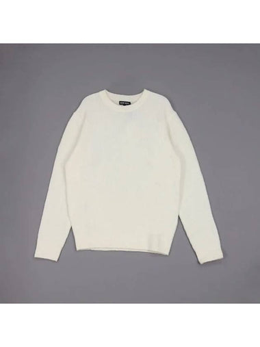 Men's slim fit white round wool knit ANIT104 - IKALOOOK - BALAAN 1