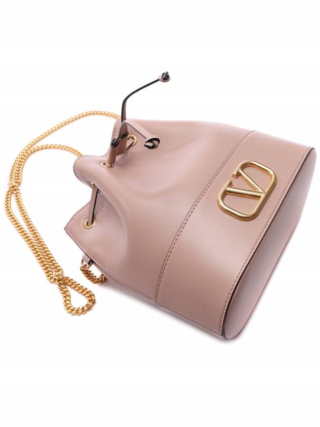 V Logo Signature Chain Napa Leather Bucket Bag Indie Pink - VALENTINO - BALAAN 6