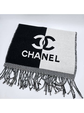 Women s Muffler CC Logo Black Ivory AAA255B - CHANEL - BALAAN 1